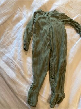 Olive green ribbed cotton footies